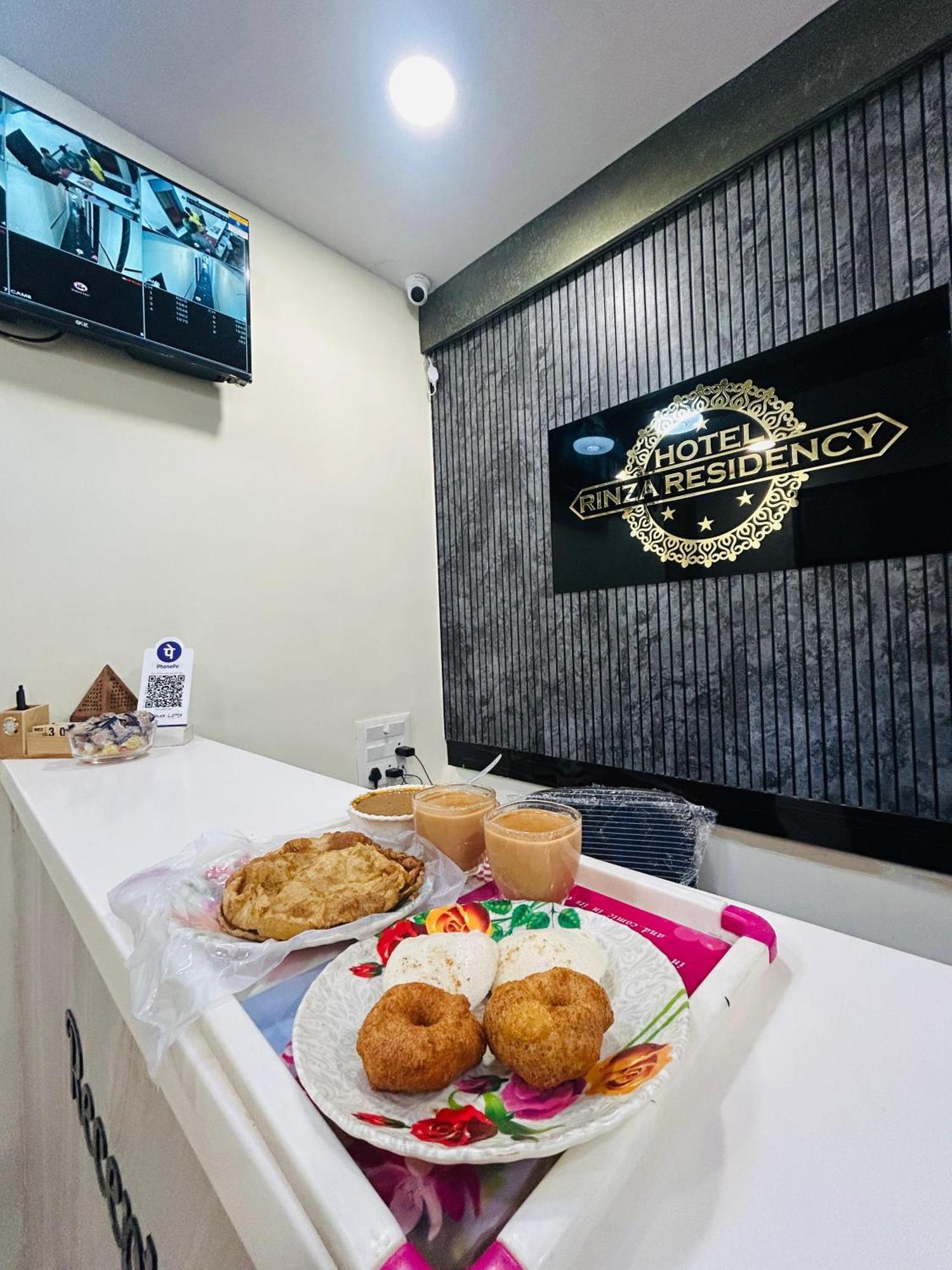 Hotel Rinza Residency Мумбаи Экстерьер фото