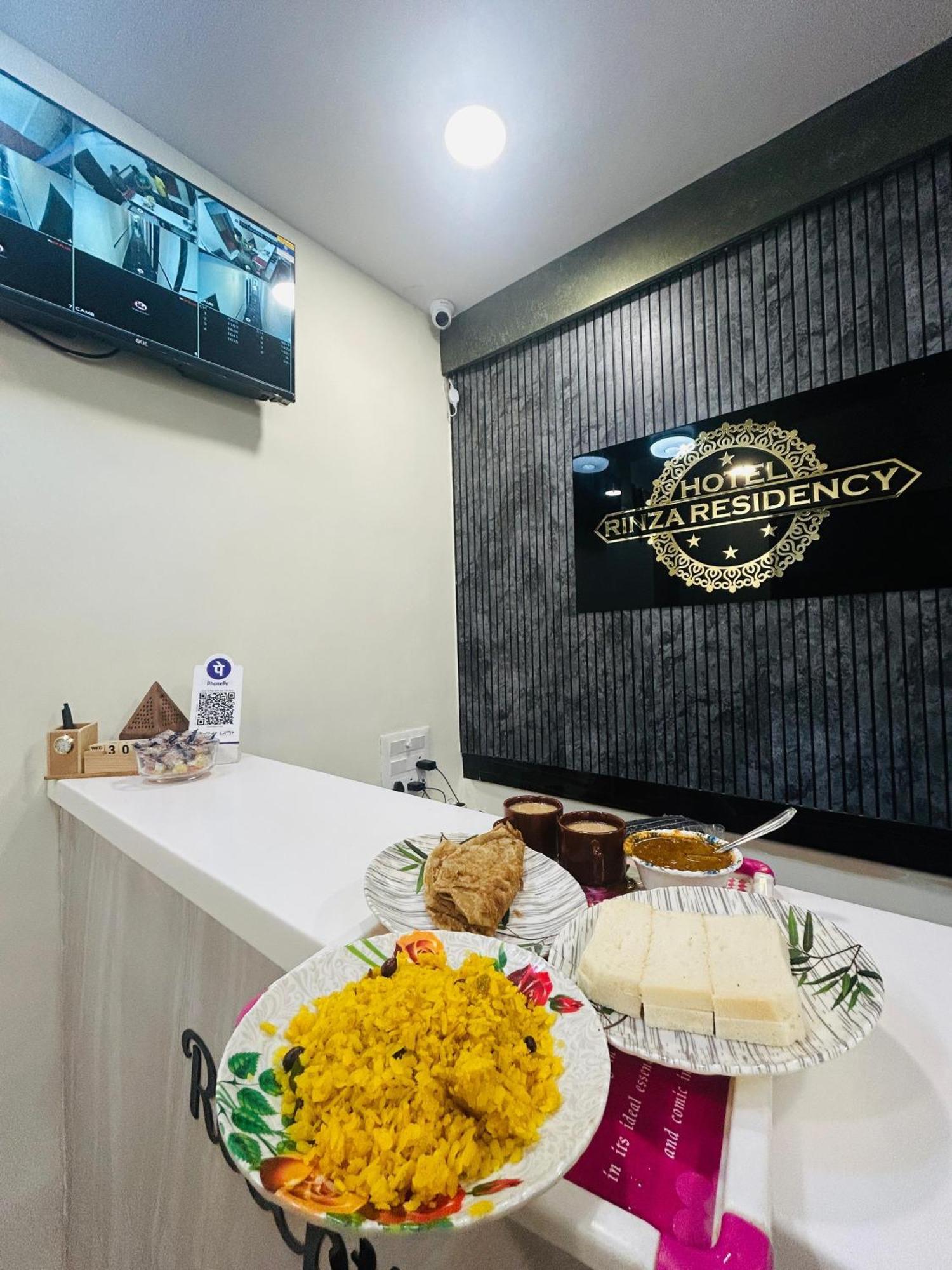 Hotel Rinza Residency Мумбаи Экстерьер фото