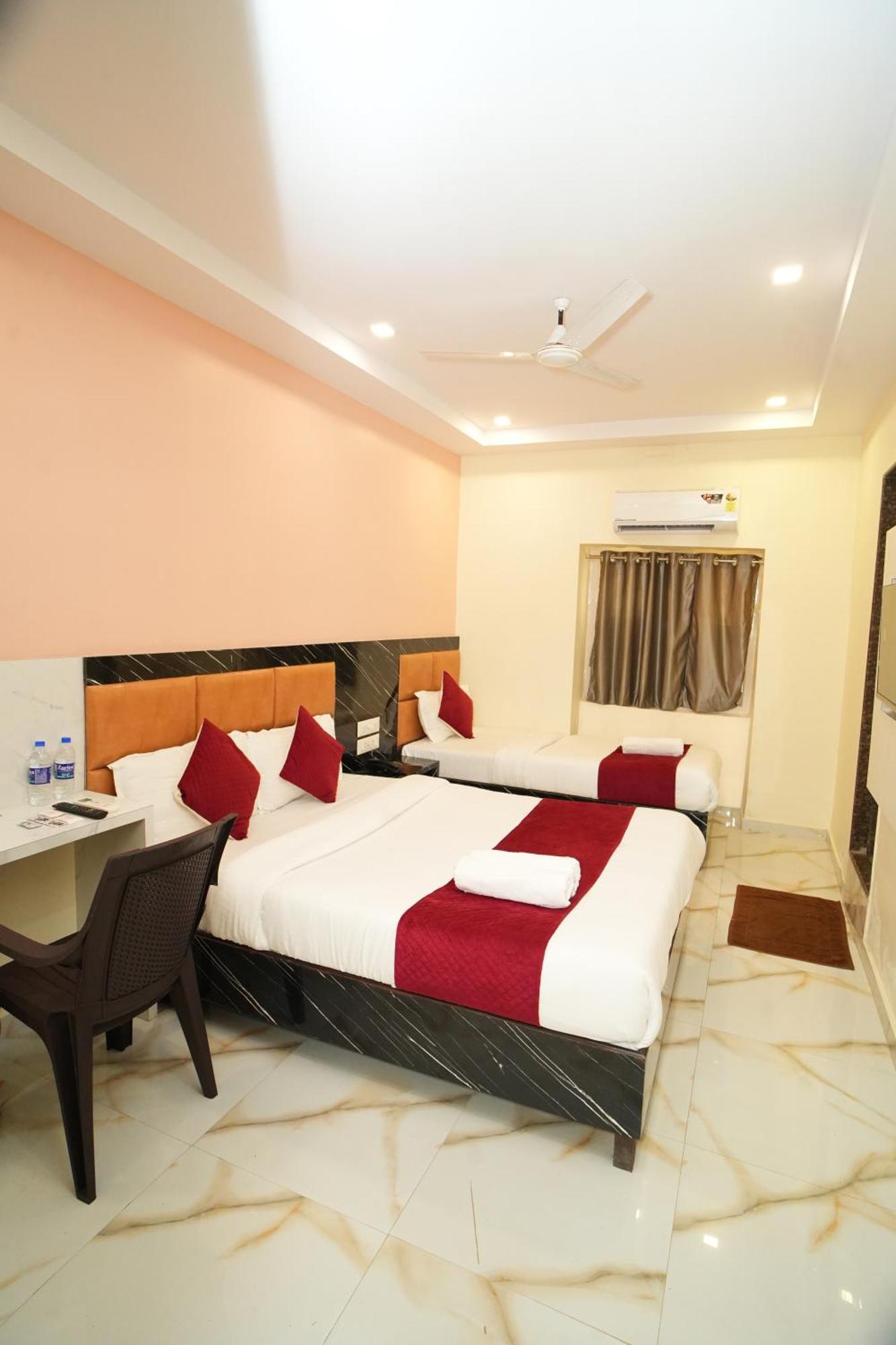 Hotel Rinza Residency Мумбаи Экстерьер фото